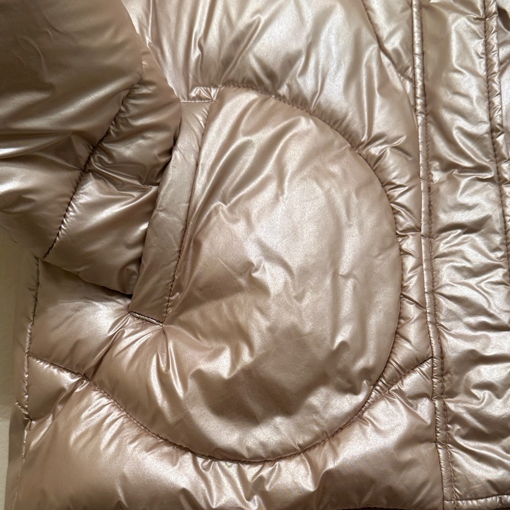 Metallic Puffer Jacket - Picture 4 of 4